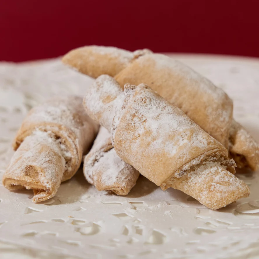 Рогалики с грецким орехом