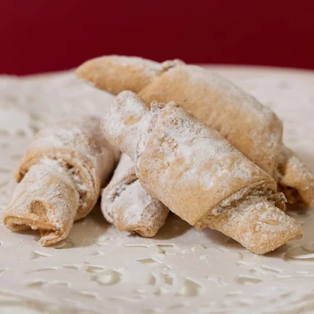 Рогалики с грецким орехом